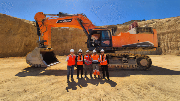 que-hace-única-a-la-maquinaria-develon-en-el-mercado-chileno